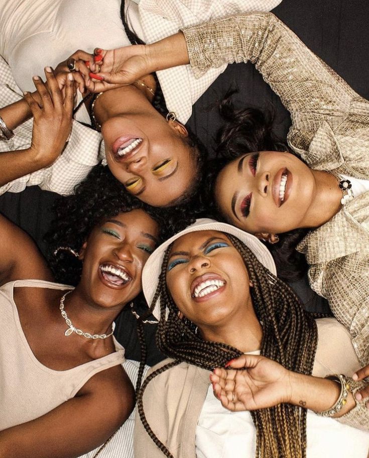 Why Making Friends As An Adult Feels So Hard (And What Helped)