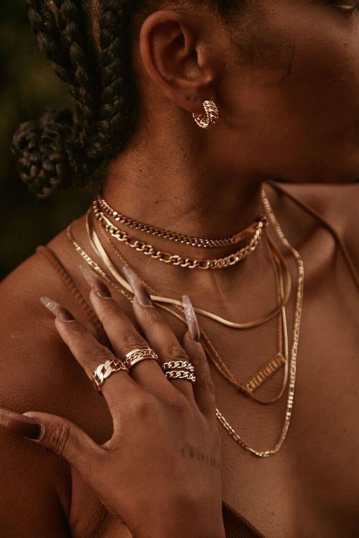 The Only 8 Jewellery Pieces You Need to Build a Timeless Capsule